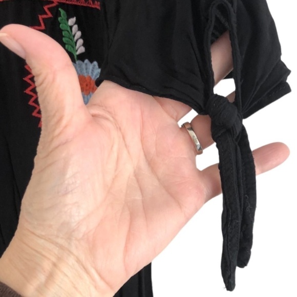 Jodiful Floral Embroidered Bohemian Pullover Blouse Tie Sleeve Medium Black - Picture 10 of 11